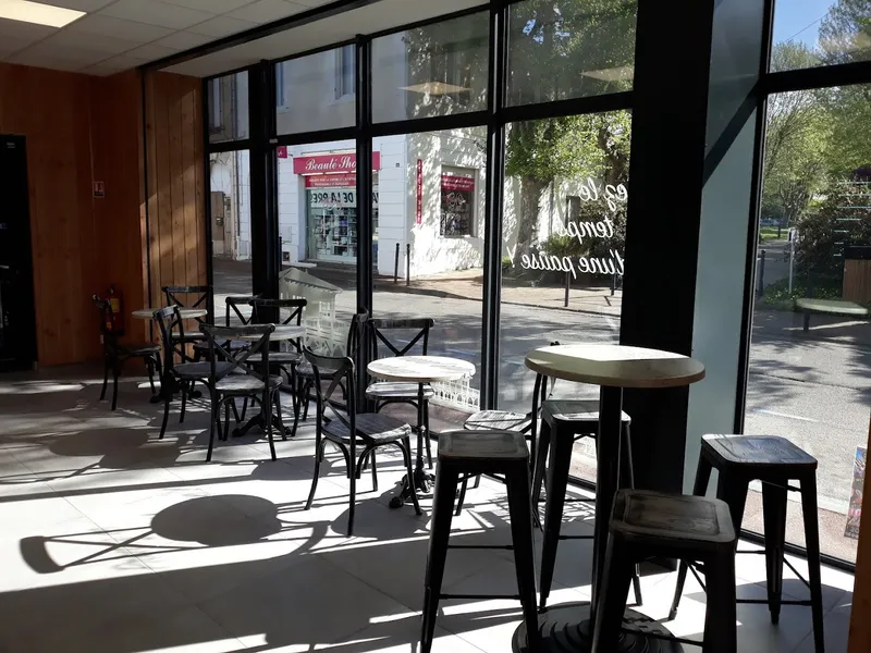 Tabac Lauki Café