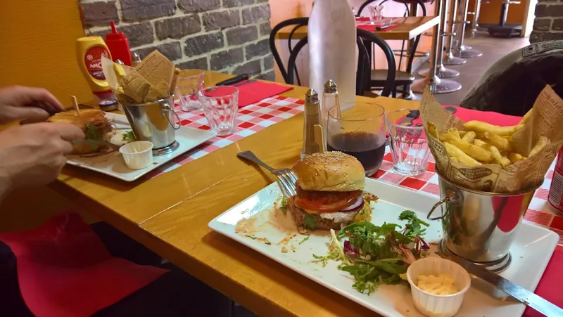 Le Bistro Du Panier