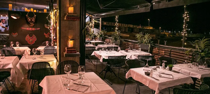 P.Kitchen restaurant bord de mer terrasse pointe rouge