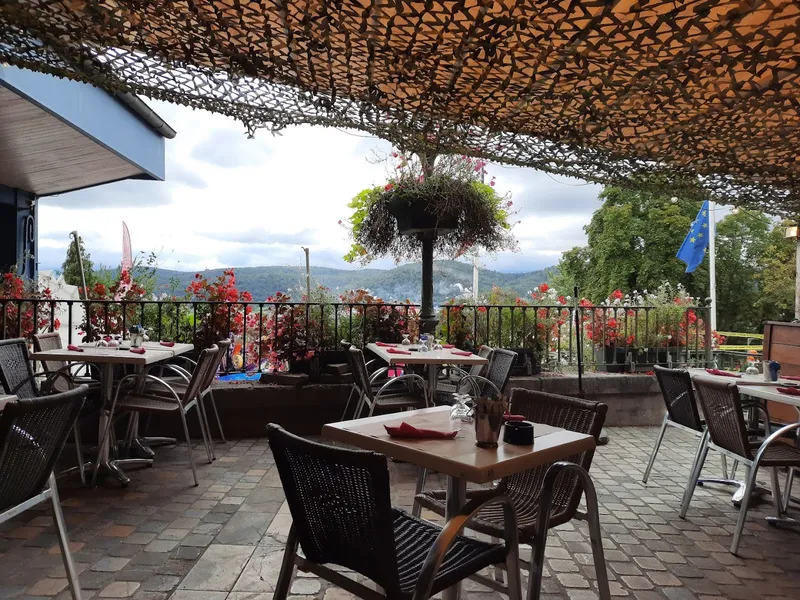 Le Café 50