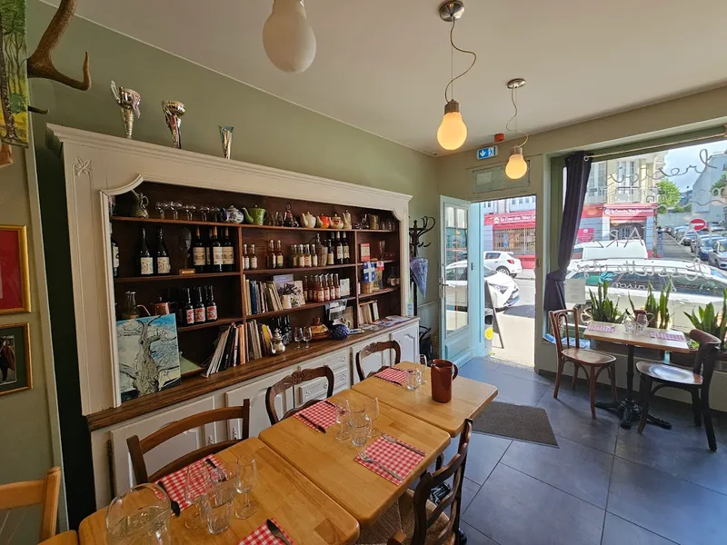 AU P'TY LYONNAIS, BOUCHON BRESTOIS