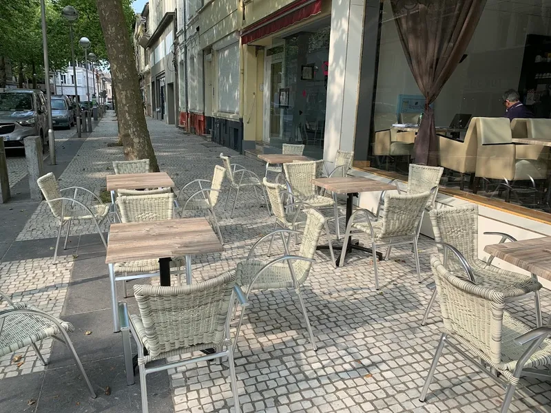 Le Viviann’s bar