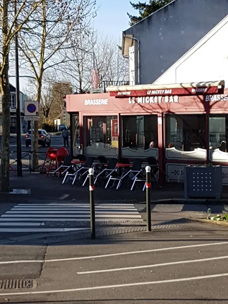 Le Mickey Bar