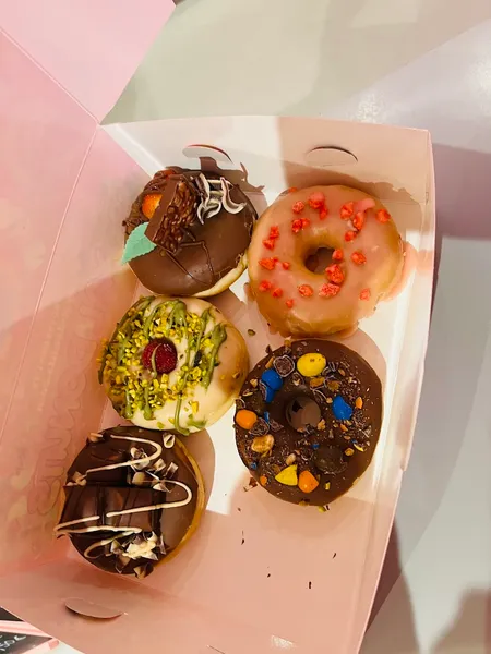 Royal donuts