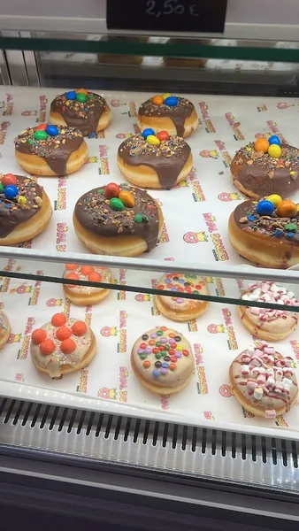 Royal Donuts