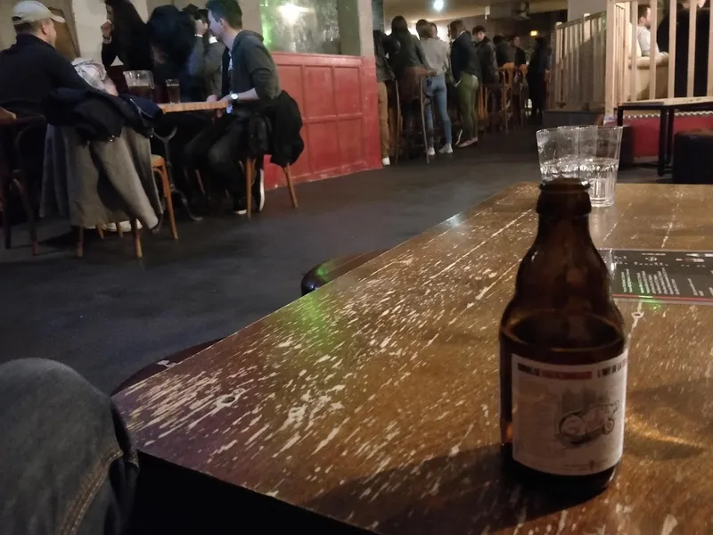 Esterel Pub