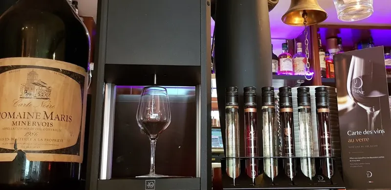 Bar à vins & tapas LE RENDEZ VOUS