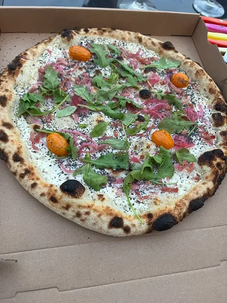 Pizza Gusta