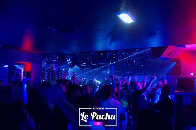 LE PACHA CLUB MORLAIX