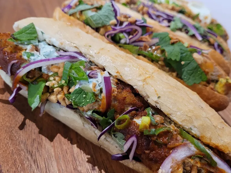 Buumii, Street Food Banh Mi vietnamien