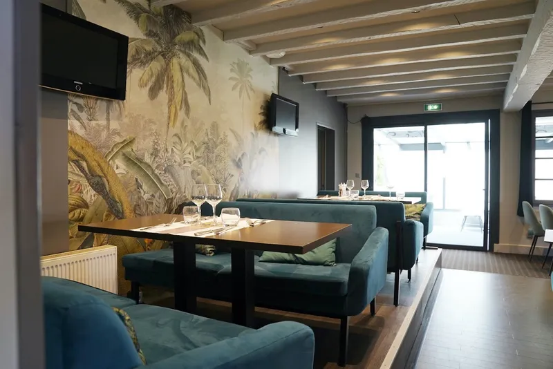 Auberge Les Canisses