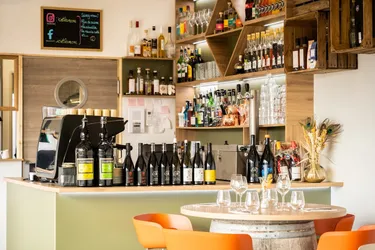 Les 8 bars à vin de Drôme