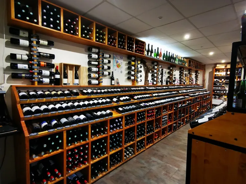 La Cave Fléchoise " Cave à vins, Restaurant, Bar à vins"