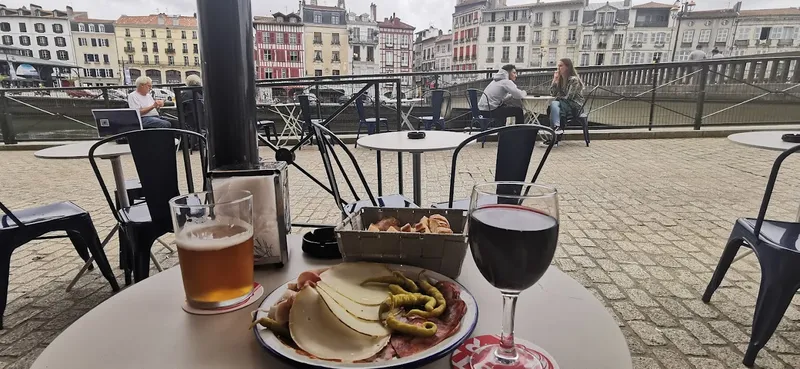Le Comptoir