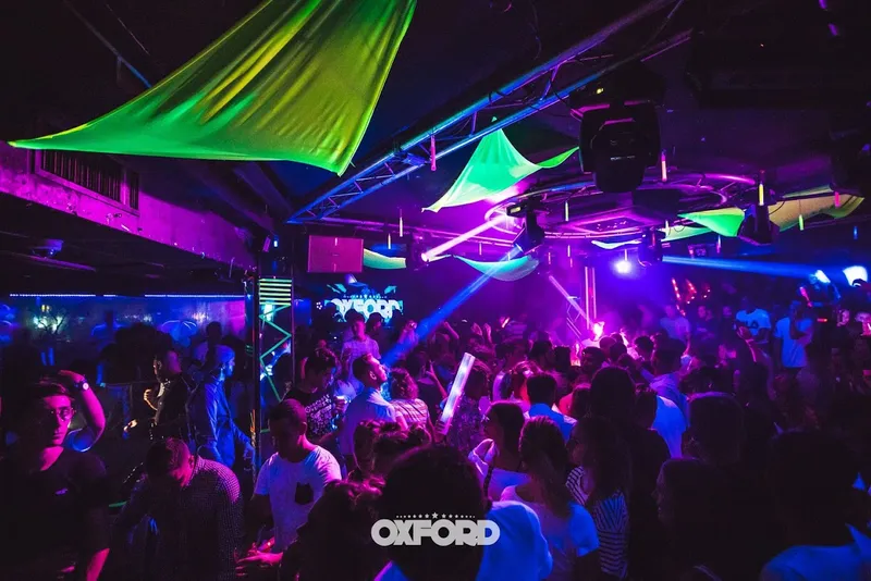 OXFORD CLUB