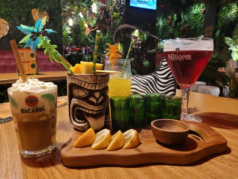 Le jungle bar