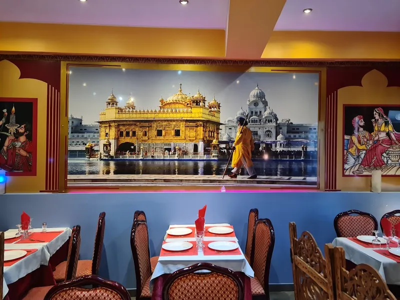LE Taj Mahal
