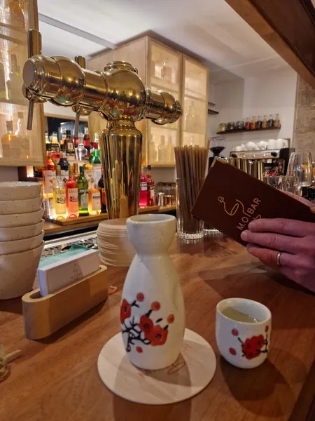M.O Bar