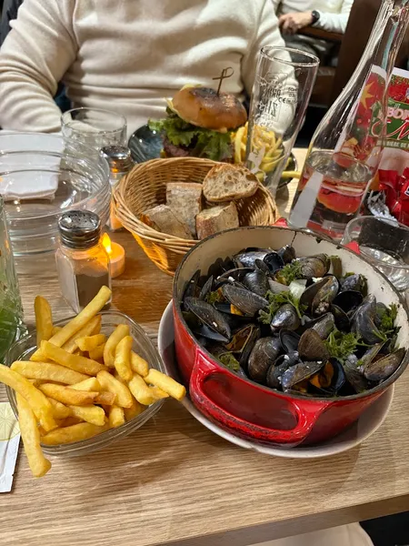 Le Brin de Zinc Restaurant