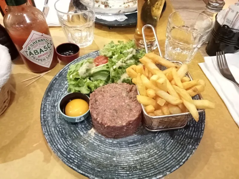 Le Brin de Zinc Restaurant