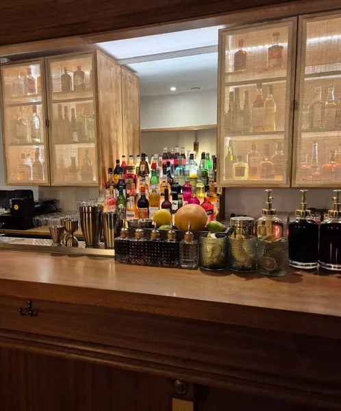 M.O Bar