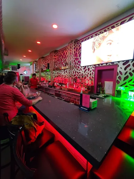 themed bars Viva La Heights Bar