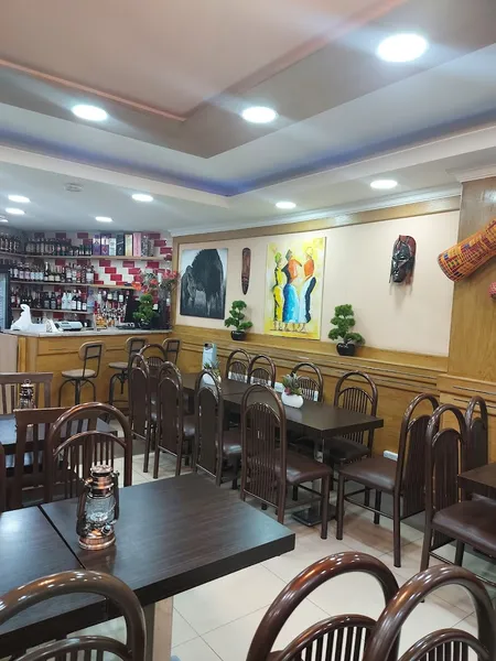 Annys Restaurant and Bar