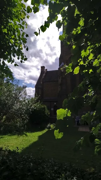 St John's Church, Ealing