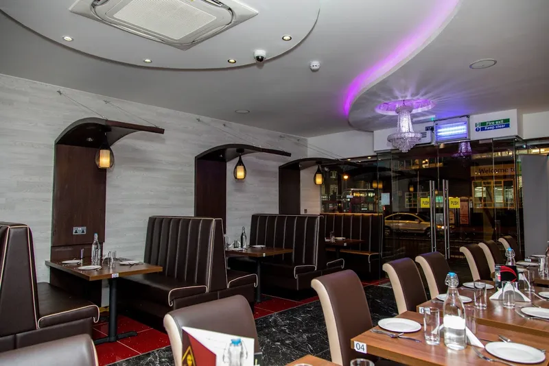 Hyderabad Tastes - Indian Restaurant Hounslow