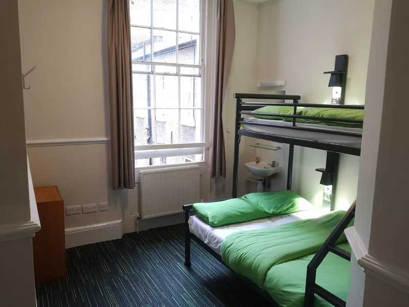 YHA London Earl's Court Hostel