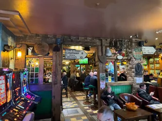 Top 12 pubs in Merton LONDON