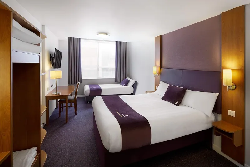 Premier Inn Birmingham Central (Hagley Road) hotel