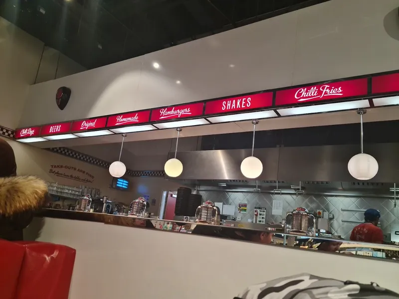 Ed's Easy Diner