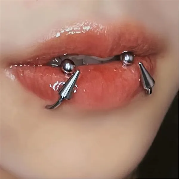 Hollywood Piercing