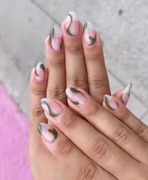 Ivy Nails