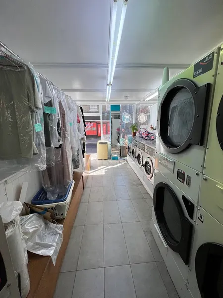 Lila’s Laundrette