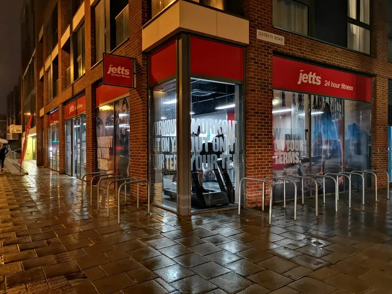 Jetts Gym 24hr Fitness Clapham Road