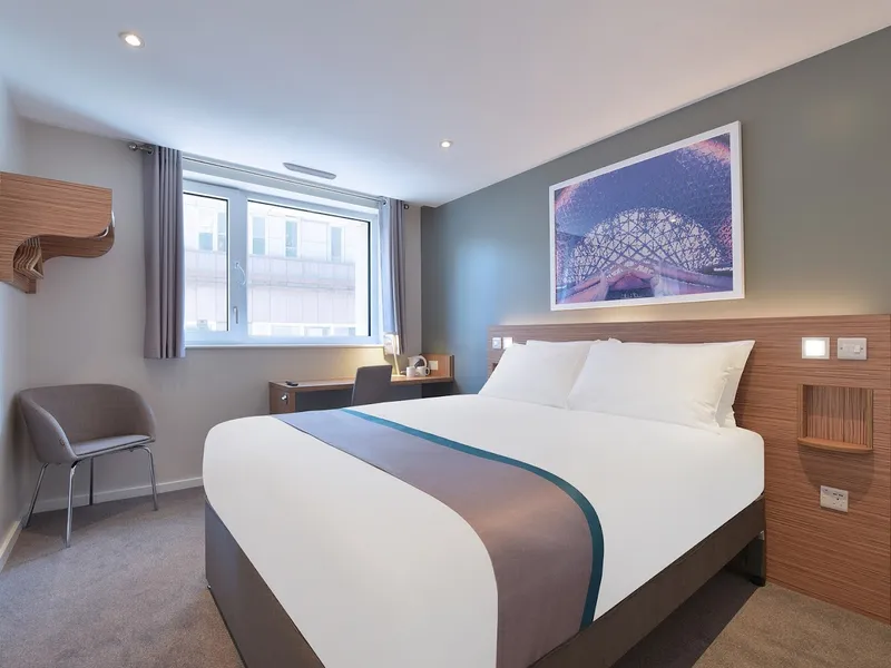 Travelodge London City