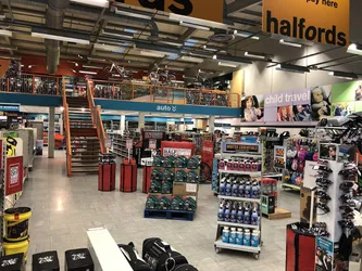 Top 15 auto parts stores in Havering LONDON