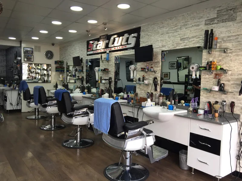 Star Cuts Barber