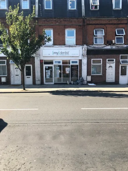 mydentist, Abbey Parade, Wimbledon