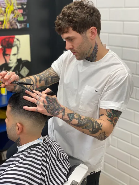 Aviano Barbershop