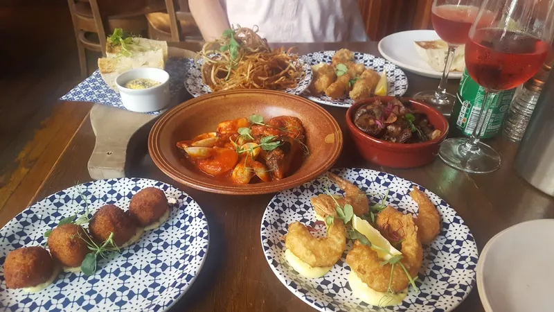 La Viña Tapas Bar & Restaurant