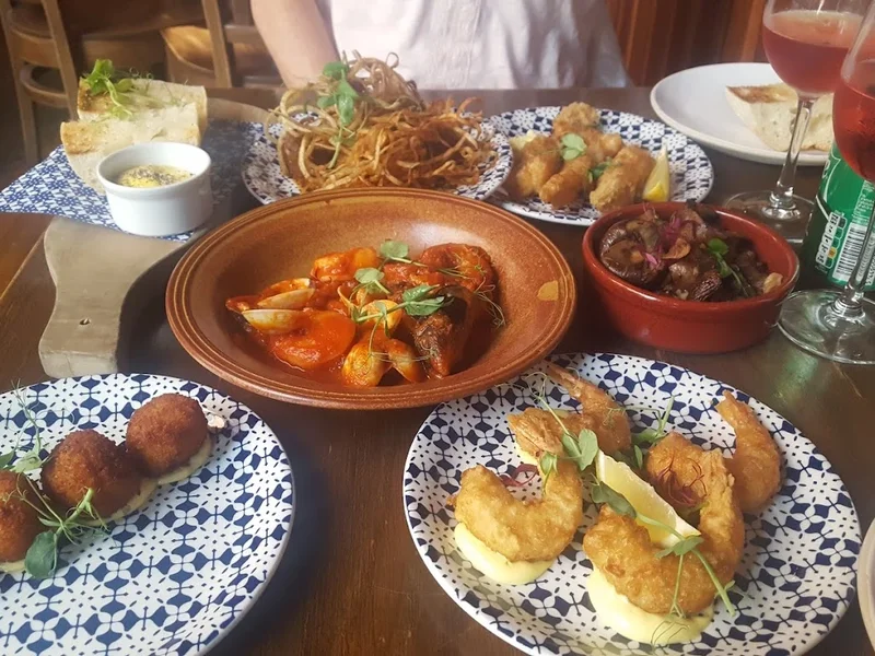La Viña Tapas Bar & Restaurant