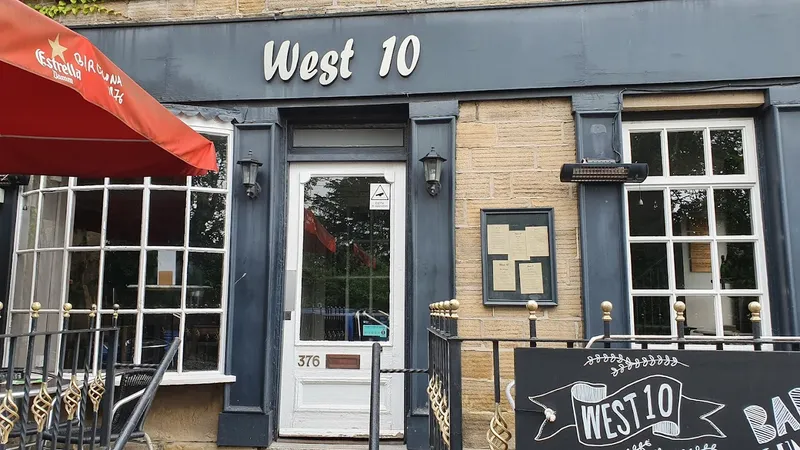 West 10 Bar & Kitchen