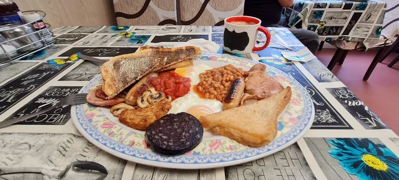 Tilly's Cafe