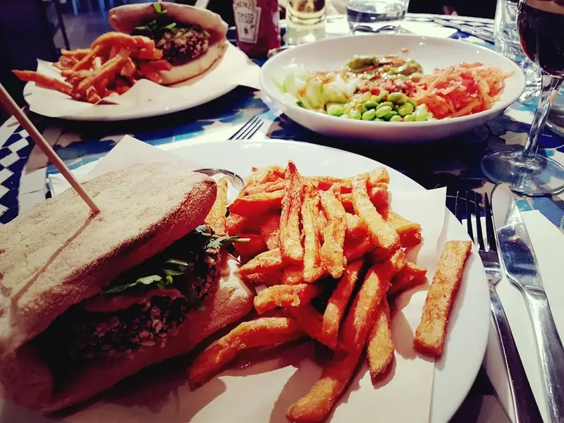 Bevano Lounge