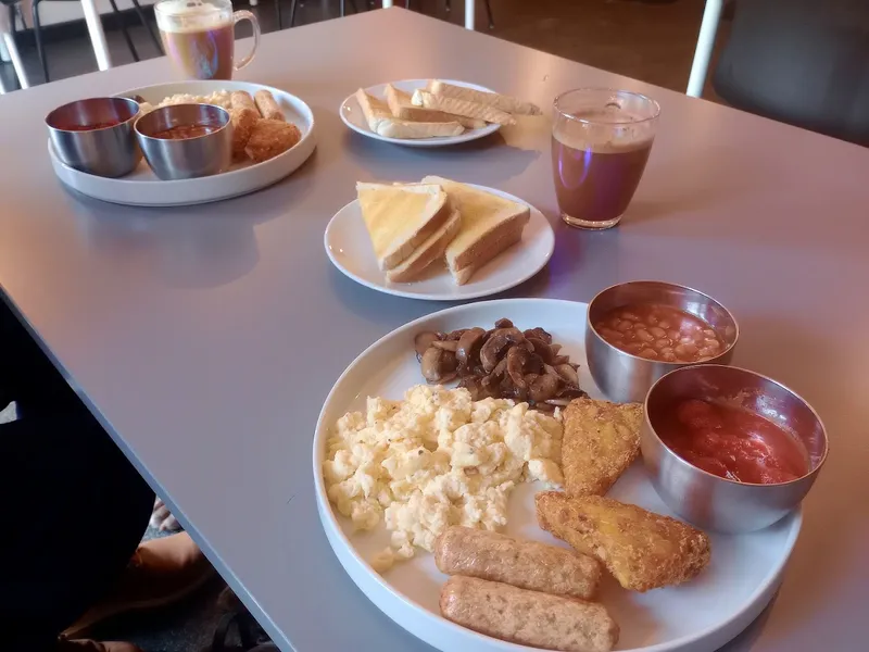 Dine at 95