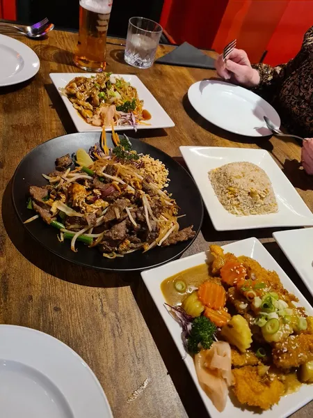 TJ Thai & Japanese Restaurant