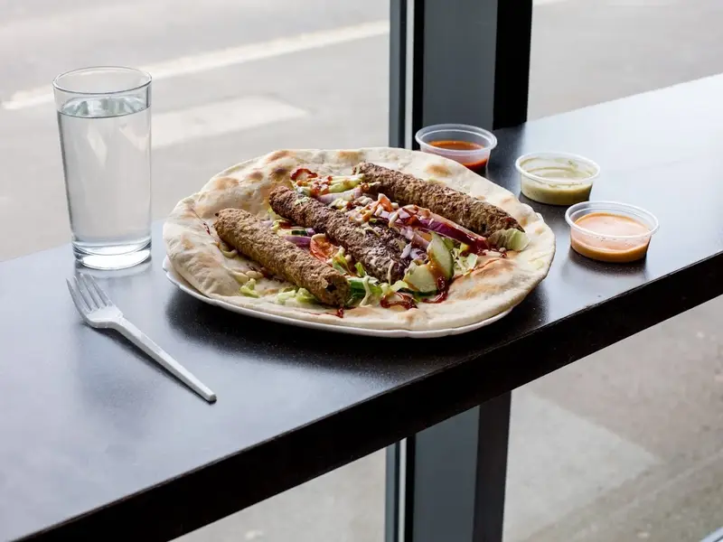 Food Station & Shakes